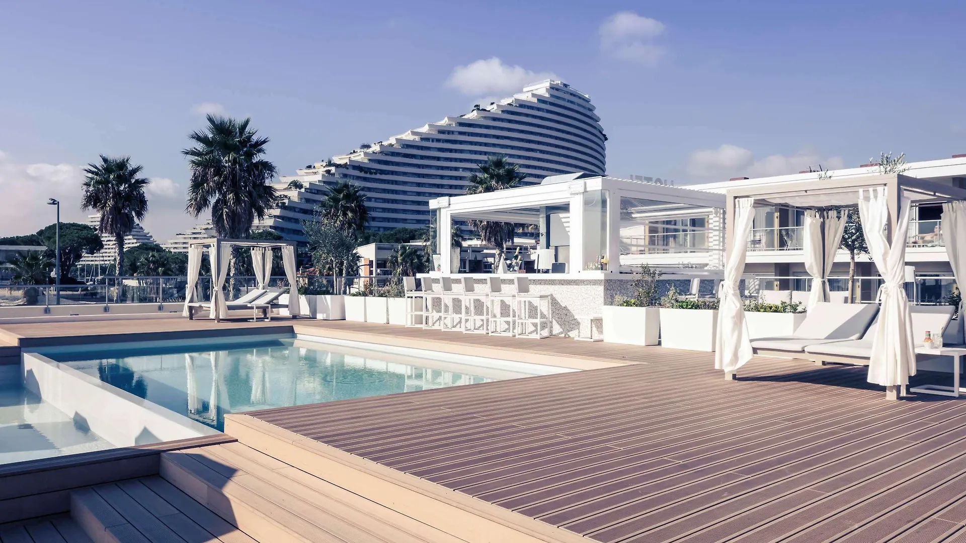 Mercure Villeneuve Loubet Plage Hotel