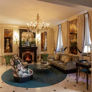 West-end 4*, Paris France