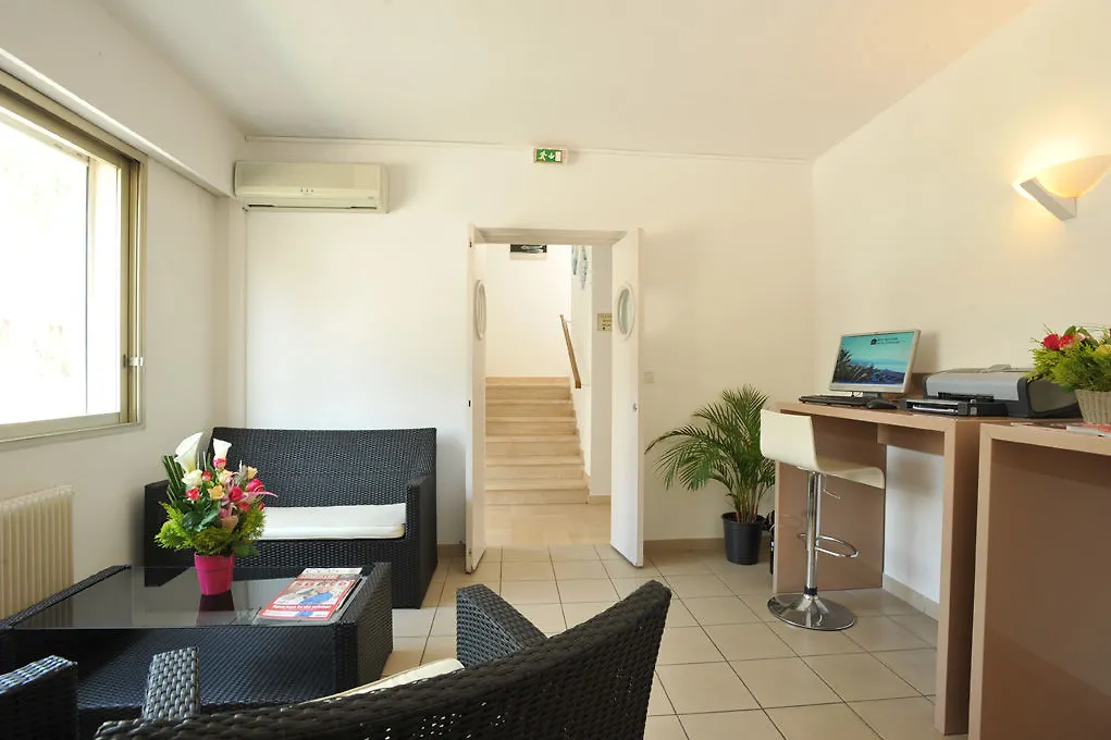Mercure Villeneuve Loubet Plage Hotel Villeneuve-Loubet