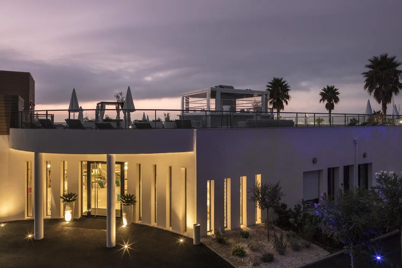 Mercure Villeneuve Loubet Plage 4*, Villeneuve-Loubet