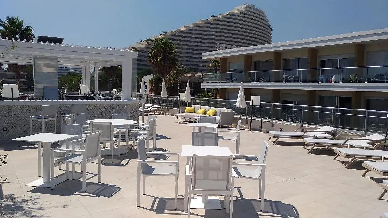 Mercure Villeneuve Loubet Plage