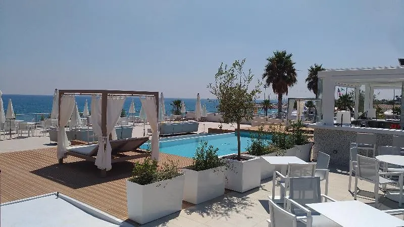 Hotel Mercure Villeneuve Loubet Plage