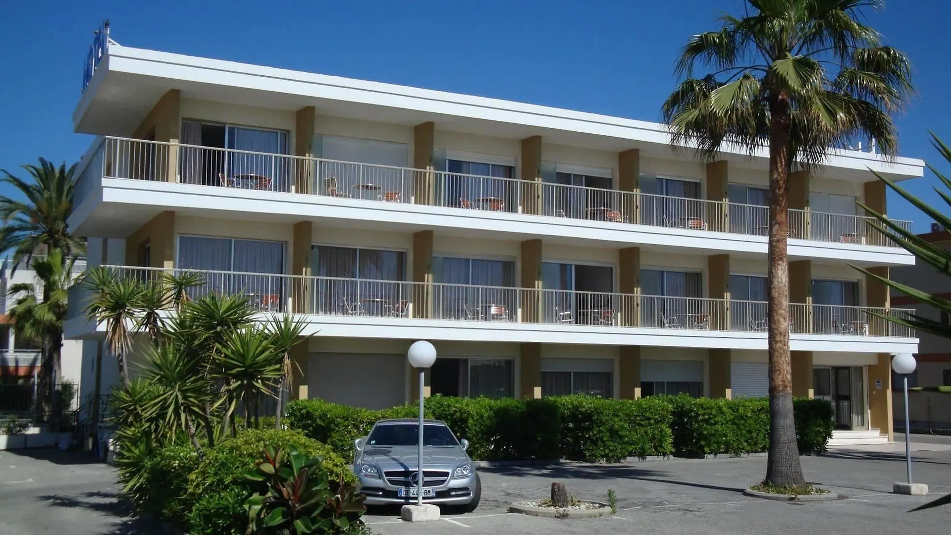 Mercure Villeneuve Loubet Plage 4*, Villeneuve-Loubet